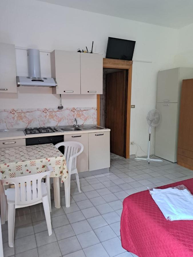 Terras Acomodação com café da manhã Palinuro Exterior foto